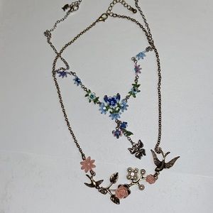 Floral necklaces - bundle